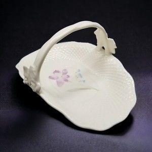 Mikasa Courtship A7012 Ivory Bone China Narumi Japan Small Basket Diamond Floral